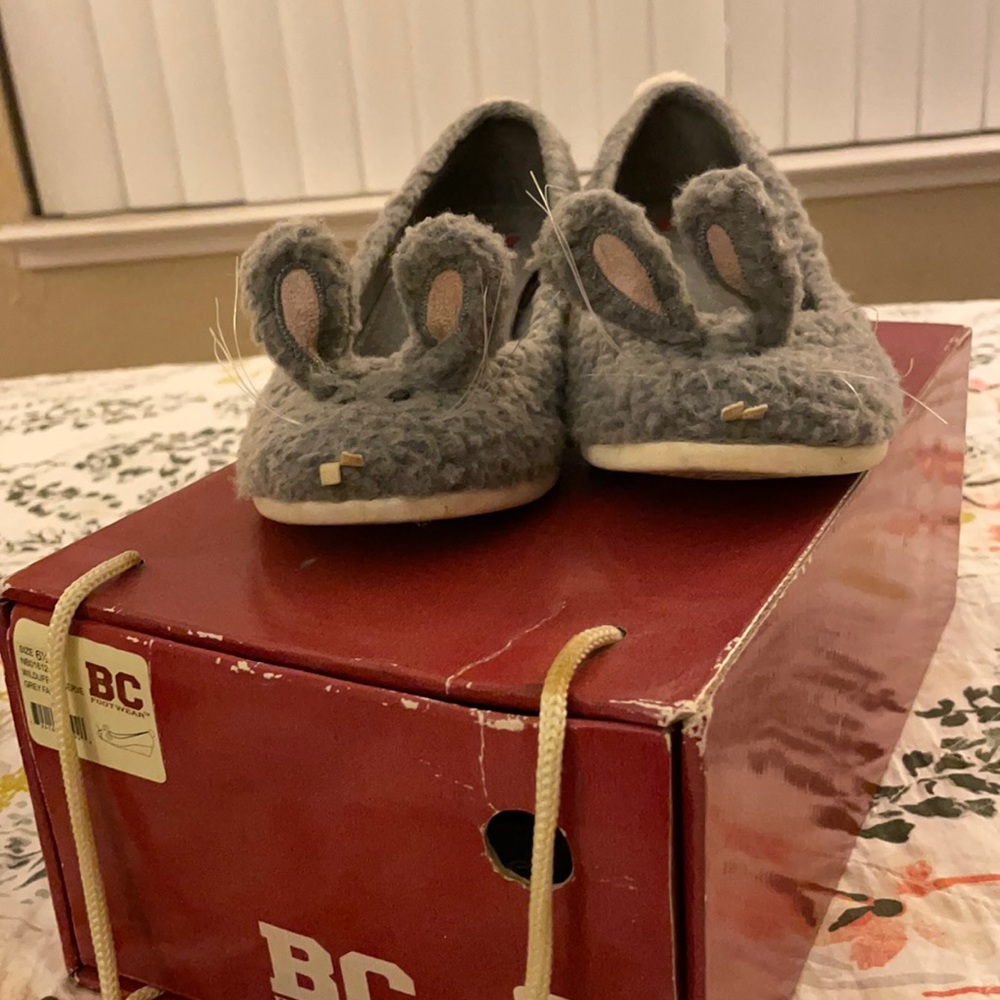 Wildlife Preserve Wedge in grey